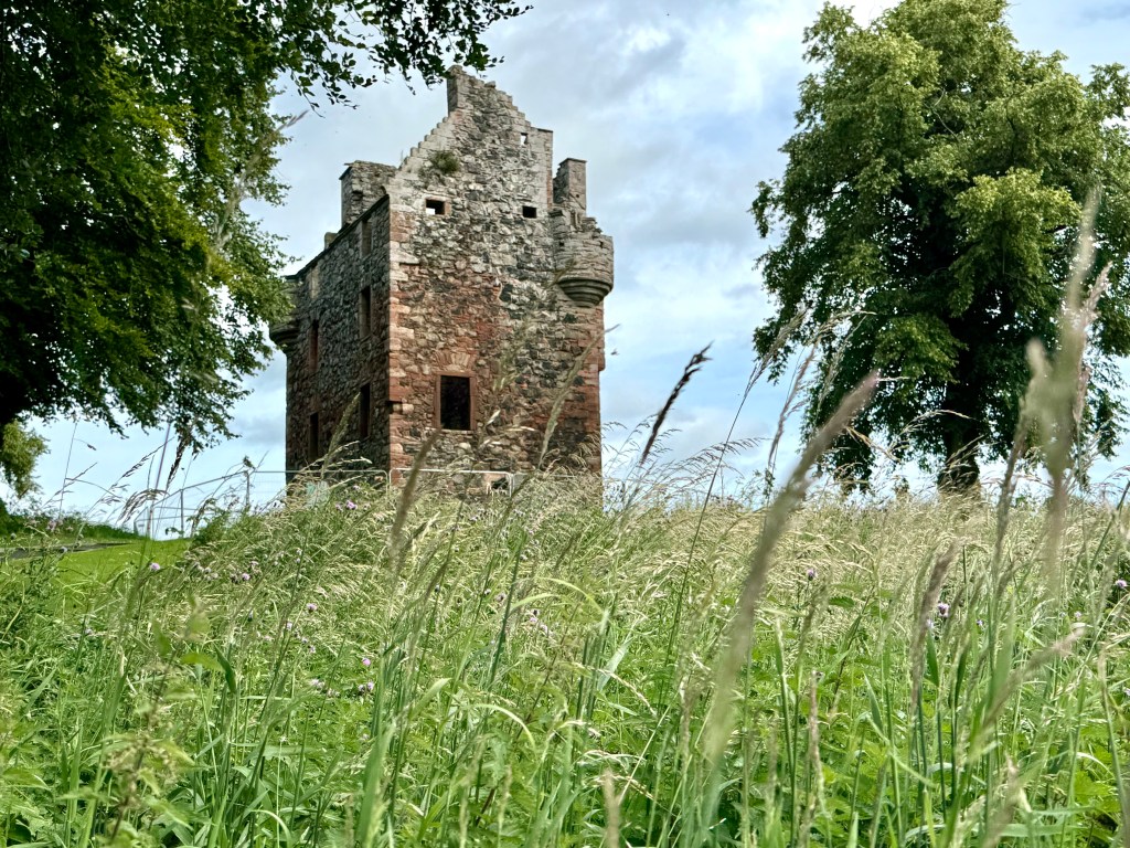 Exploring Greenknowe Tower: A Historic Landmark in the Scottish&nbsp;Borders