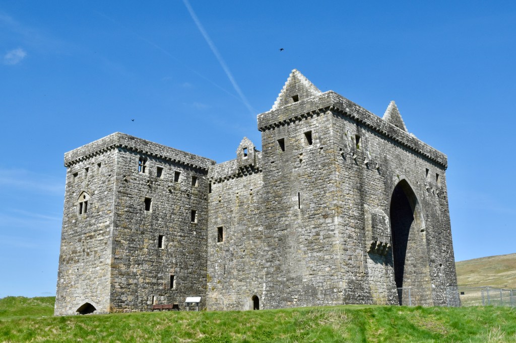 Exploring Hermitage Castle: History and&nbsp;Legends