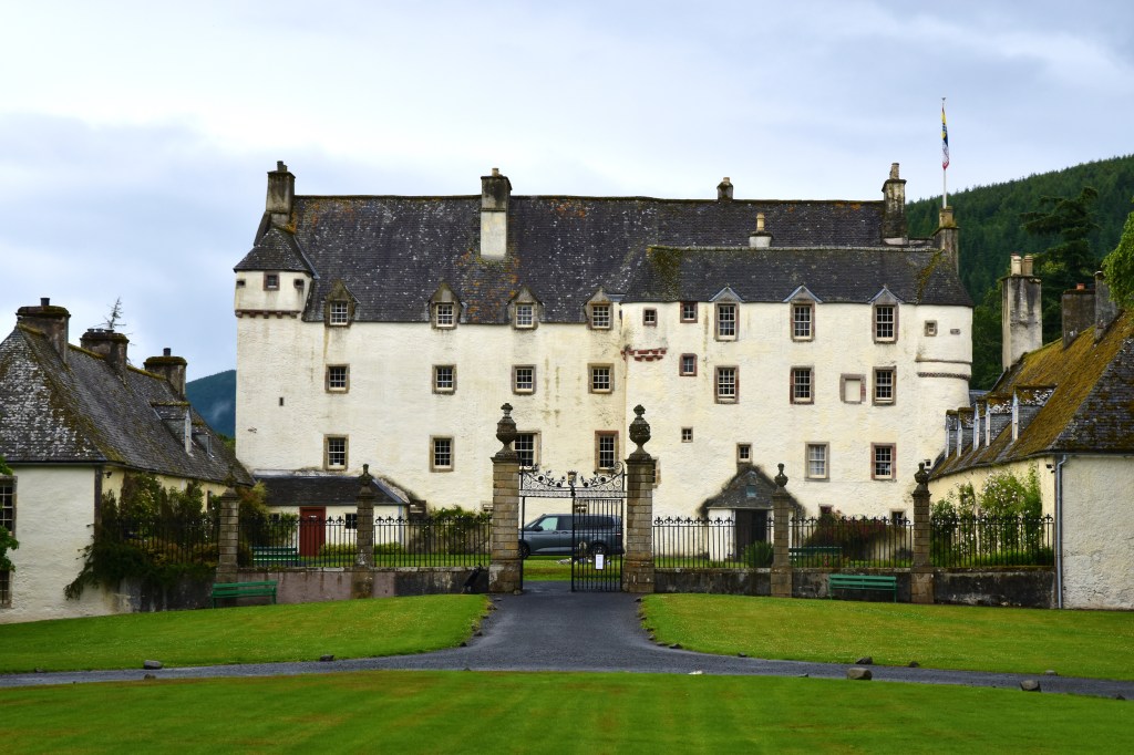 Traquair House: Living History and Jacobite Legacy